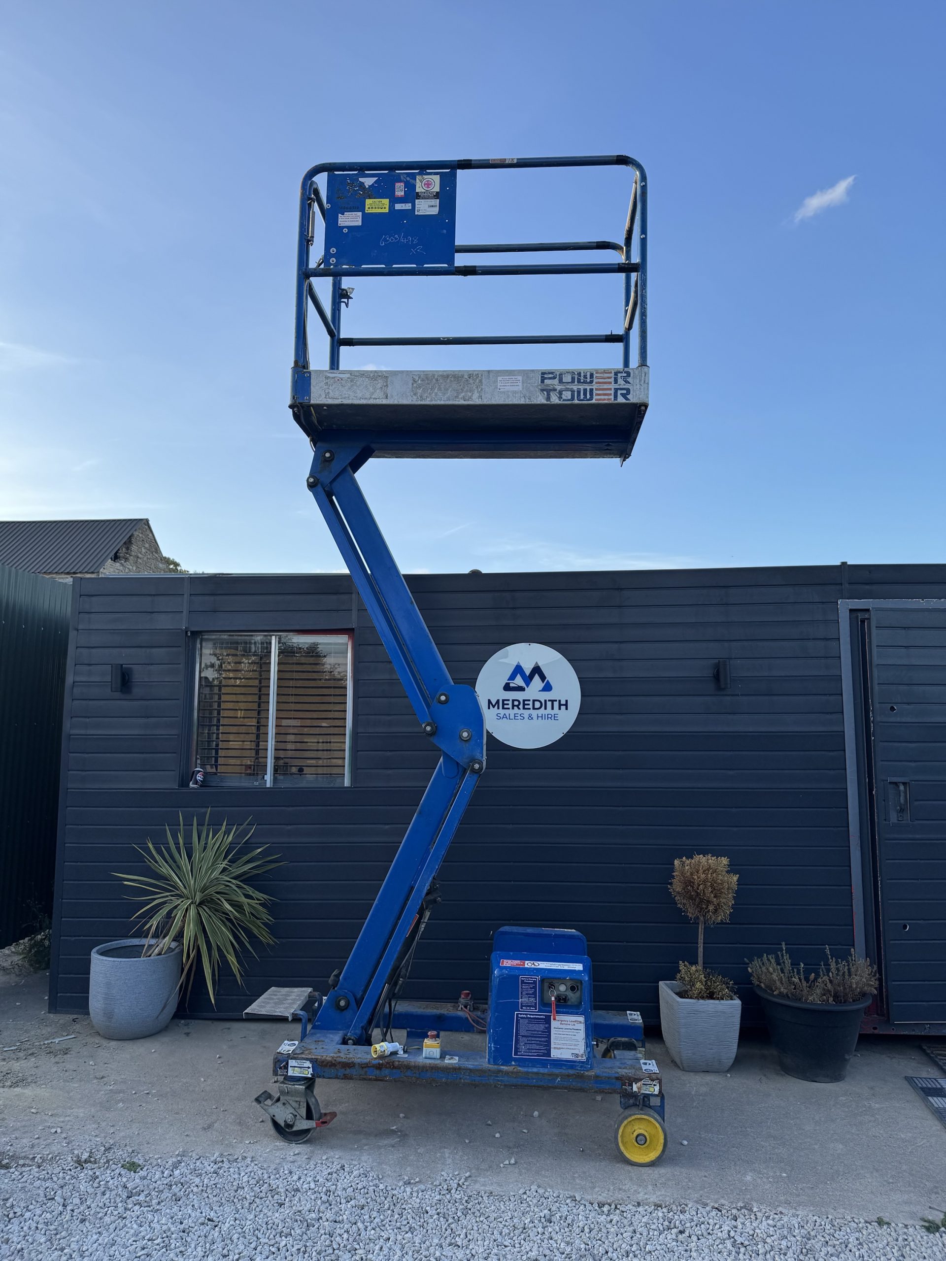 Power Tower Push-Around Scissor Lift - Image 2